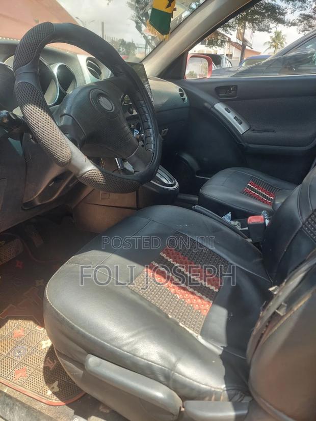 Pontiac Vibe 2006