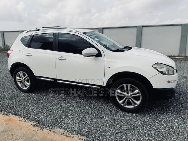 Nissan Qashqai 2014 White