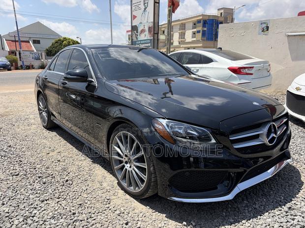 Mercedes-Benz C300 Luxury 4matic Sedan AWD (2.0L 4cyl 7A) 2017 Black