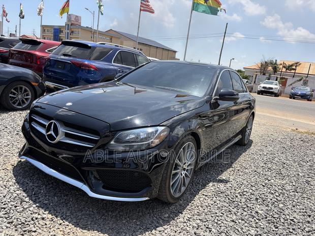 Mercedes-Benz C300 Luxury 4matic Sedan AWD (2.0L 4cyl 7A) 2017 Black