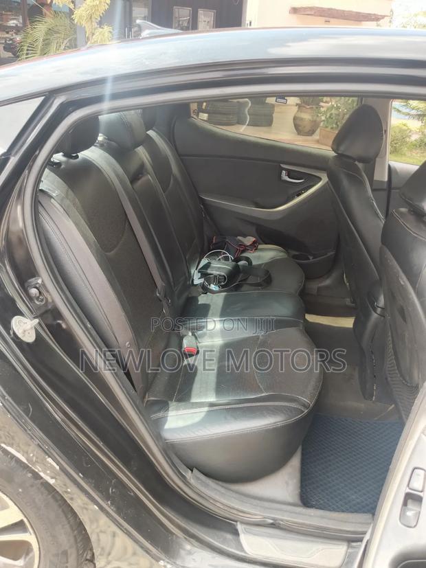 Hyundai Elantra Limited PZEV 4dr Sedan (1.8L 4cyl 6A) 2015 Black