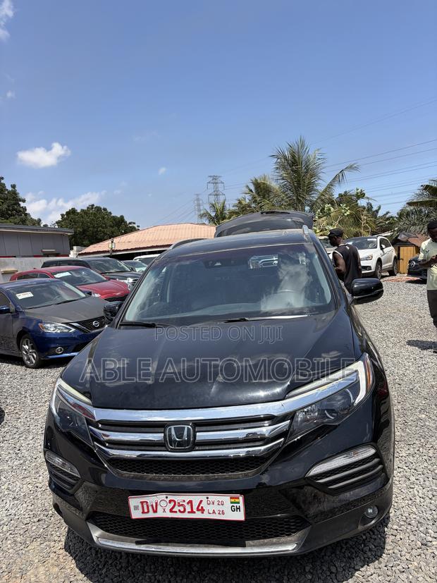 Honda Pilot Touring AWD 2018 Black