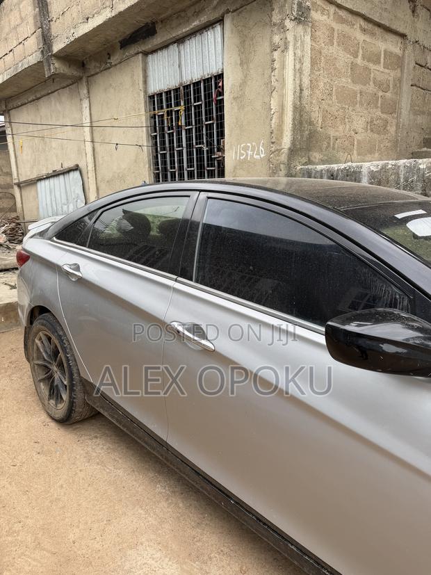 Hyundai Sonata Limited 2.0T Sedan (2.0L 4cyl 6A) 2013 Silver