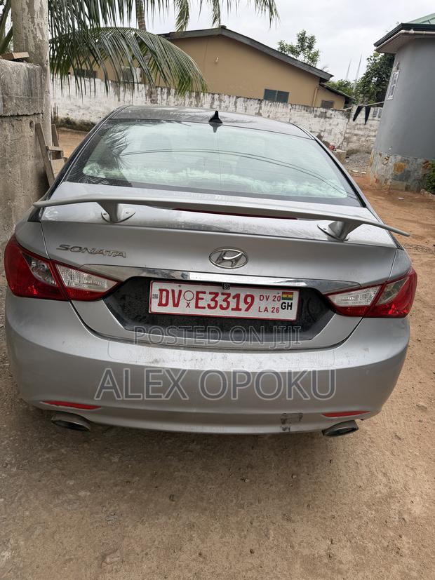 Hyundai Sonata Limited 2.0T Sedan (2.0L 4cyl 6A) 2013 Silver