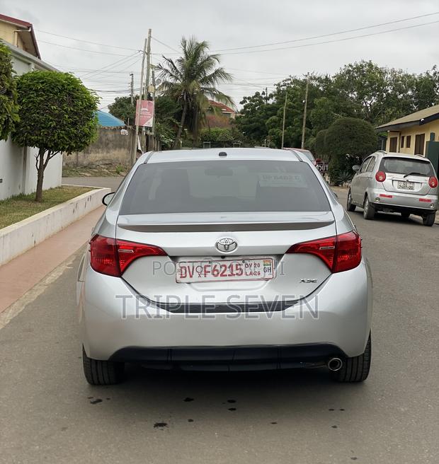 Toyota Corolla XSE (1.8L 4cyl 2A) 2019 Silver