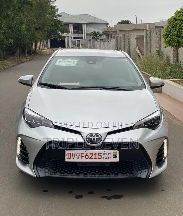 Toyota Corolla XSE (1.8L 4cyl 2A) 2019 Silver