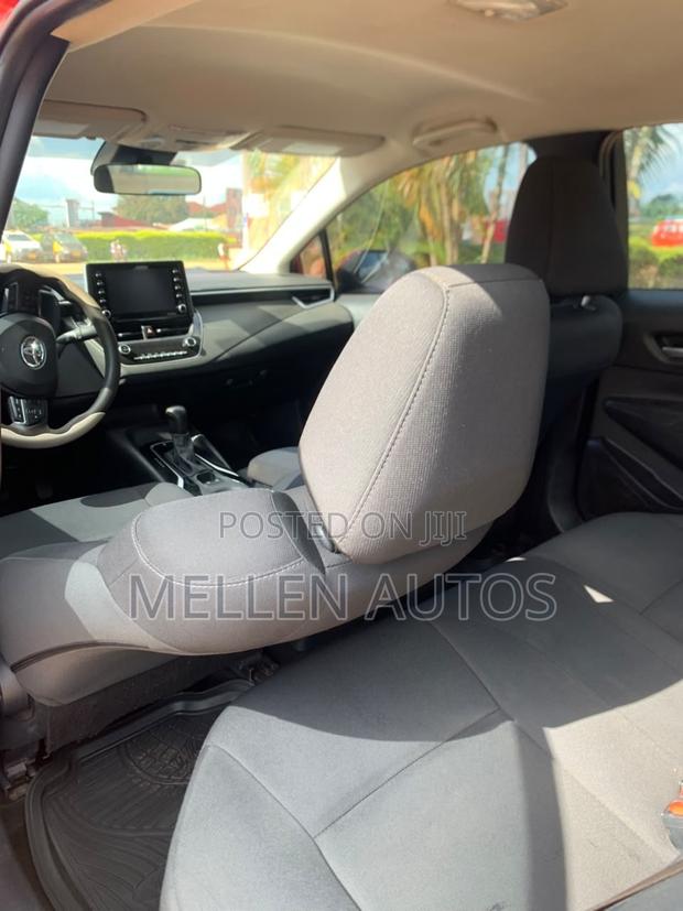 Toyota Corolla LE 2021 Red