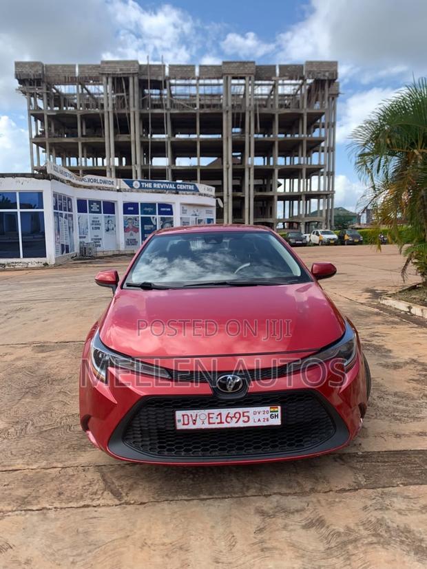 Toyota Corolla LE 2021 Red