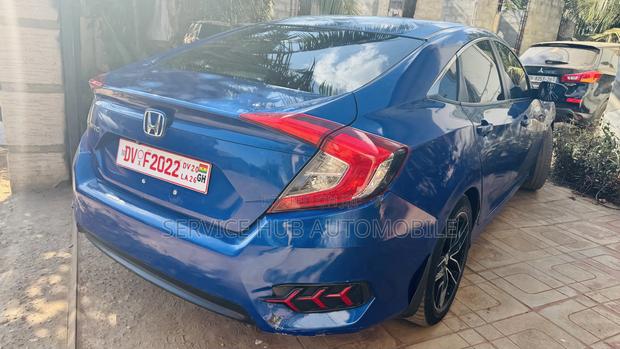 Honda Civic EX 4dr Hatchback (1.5L 4cyl) 2017 Blue
