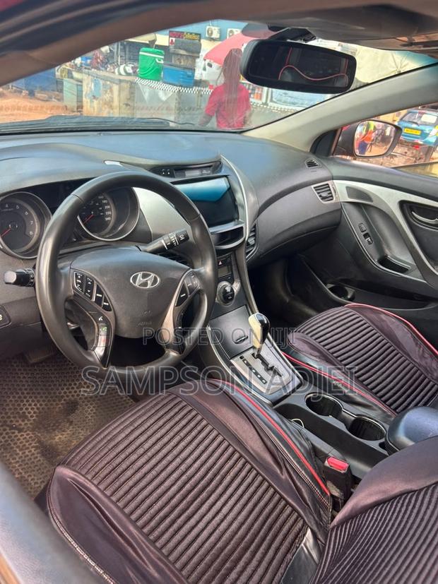 Hyundai Elantra 2013 Red