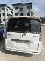 Honda Stepwgn 2012 White for sale