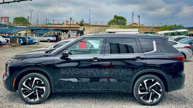 Mitsubishi Outlander SEL Black Edition 2024 Black