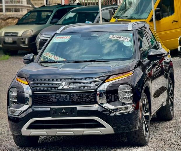 Mitsubishi Outlander SEL Black Edition 2024 Black
