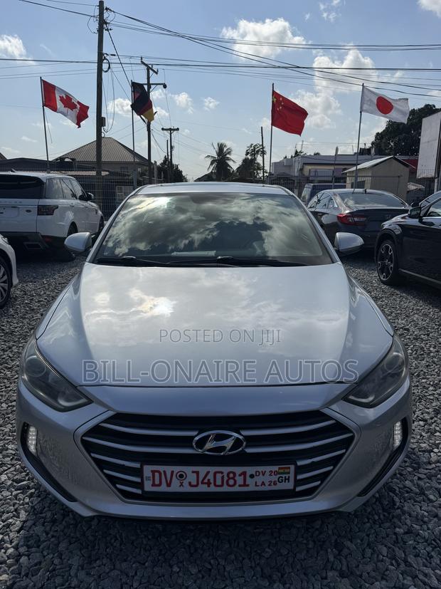 Hyundai Elantra Value Edition 2018 Silver
