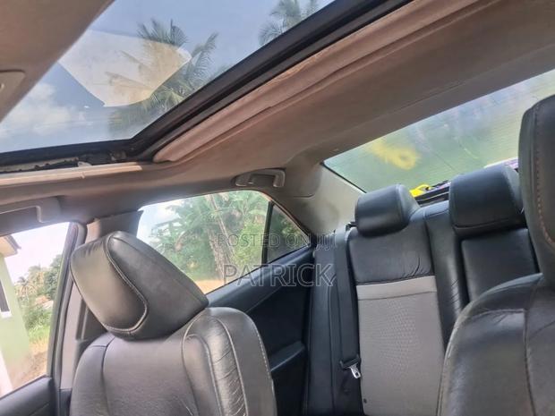 Toyota Camry SE 4dr Sedan (2.5L 4cyl 6A) 2014 Black