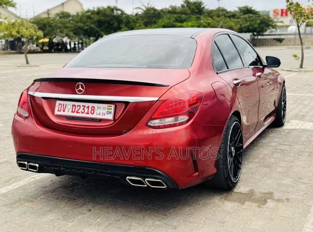 Mercedes-Benz C300 2016 Red