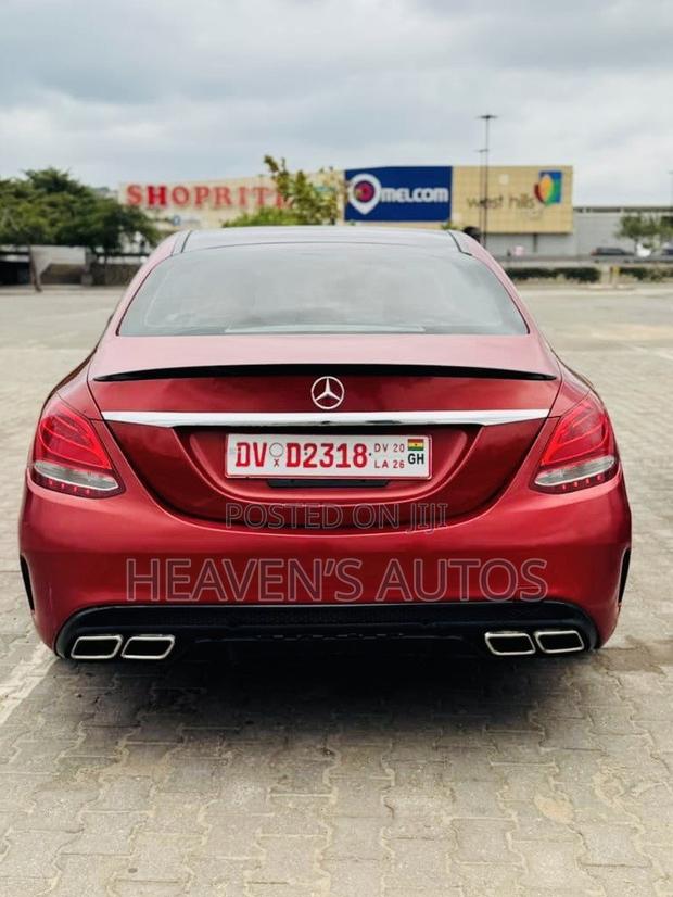 Mercedes-Benz C300 2016 Red