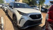 Toyota Highlander XSE 2021 White for sale