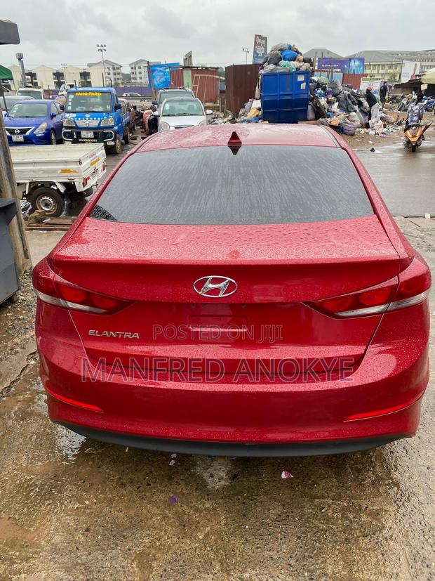 Hyundai Elantra Limited 2018 Red