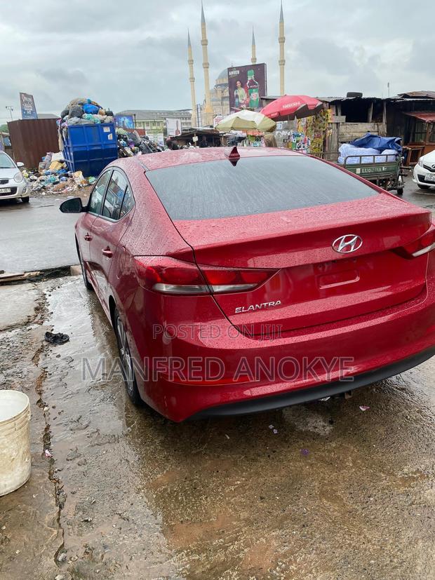 Hyundai Elantra Limited 2018 Red