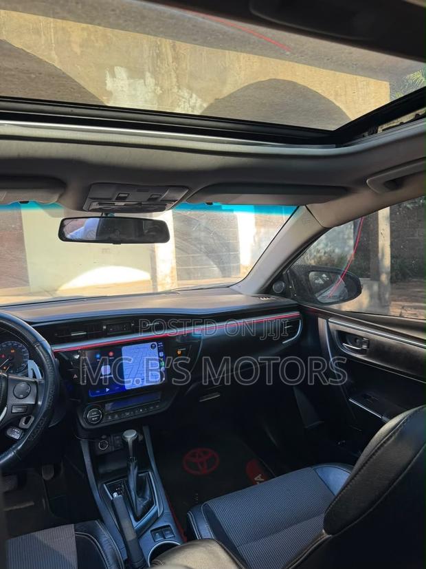 Toyota Corolla 2017 White