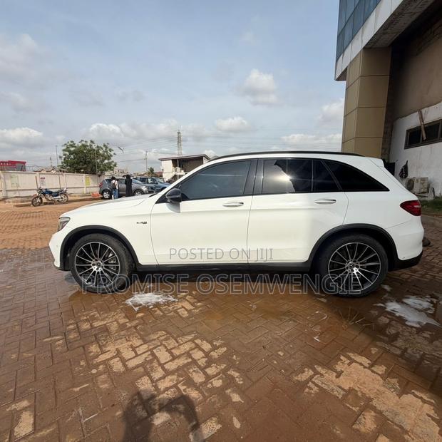 Mercedes-Benz GLC-Class 2019 White