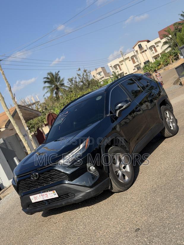 Toyota RAV4 2025 Black