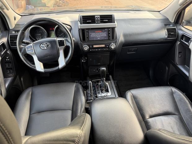 Toyota Land Cruiser Prado 3.0 172hp 2017 Black