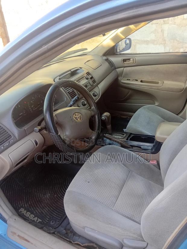 Toyota Camry 2004 Blue