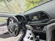 Hyundai Elantra SE Sedan FWD (2.0L 4cyl 6M) 2017 Silver for sale