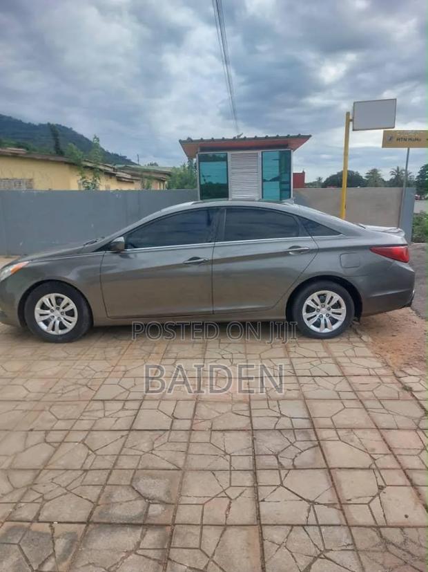 Hyundai Sonata Limited 2.0T Sedan (2.0L 4cyl 6A) 2013 Green