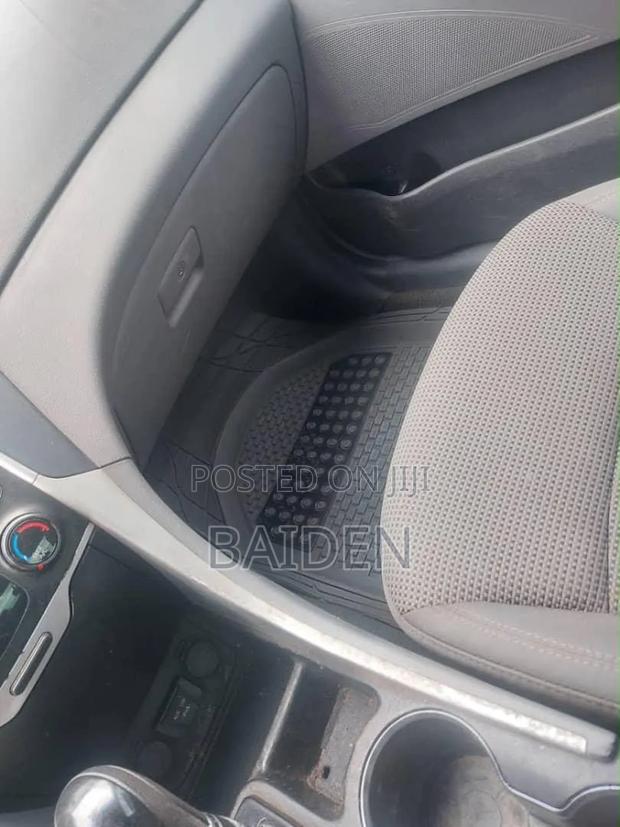 Hyundai Sonata Limited 2.0T Sedan (2.0L 4cyl 6A) 2013 Green