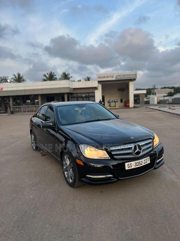 Mercedes-Benz C250 2013 Black