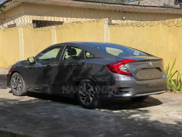 Honda Civic EX Sedan 2020 Gray