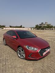 Hyundai Elantra Limited Sedan FWD (2.0L 4cyl 6A) 2017 Red for sale