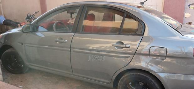Hyundai Accent 2010 Gray