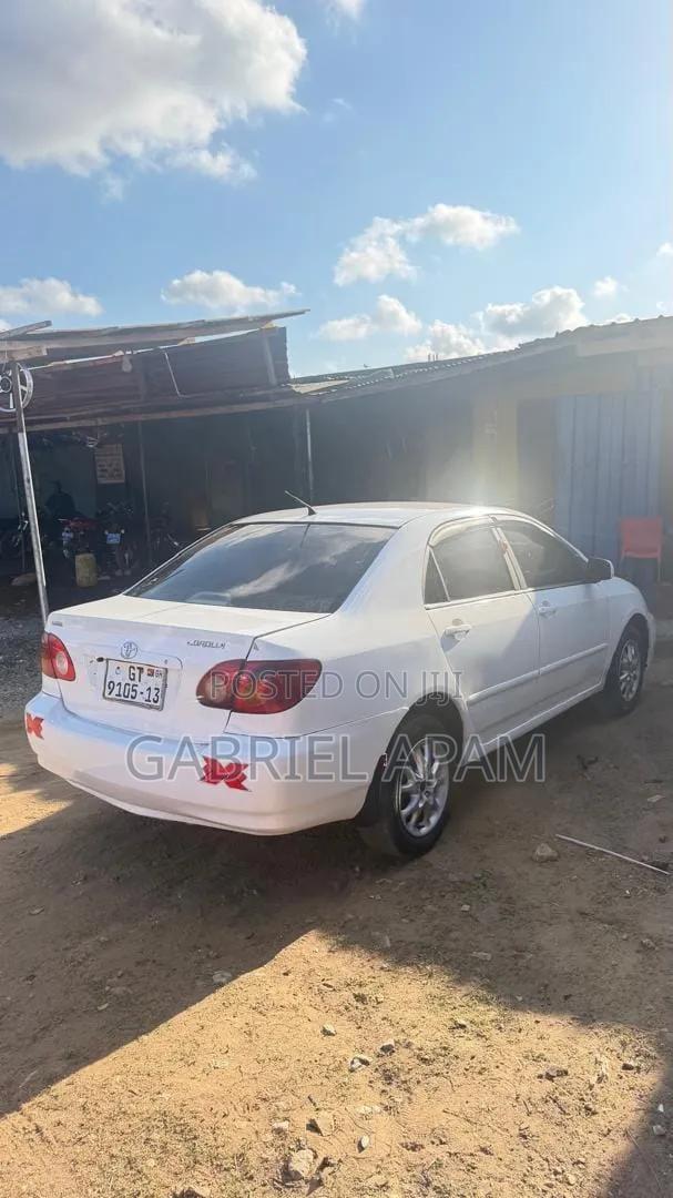 Toyota Corolla 2007 White