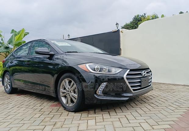 Hyundai Elantra 2018 Black