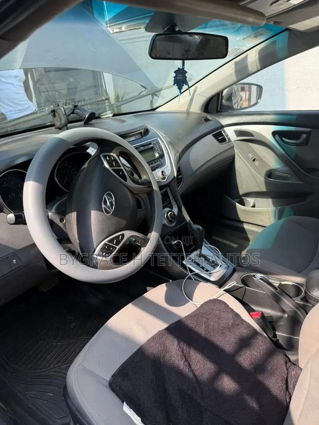 Hyundai Elantra 2013 Gray