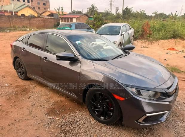 Honda Civic EX Sedan 2019 Beige