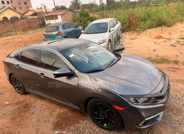 Honda Civic EX Sedan 2019 Beige