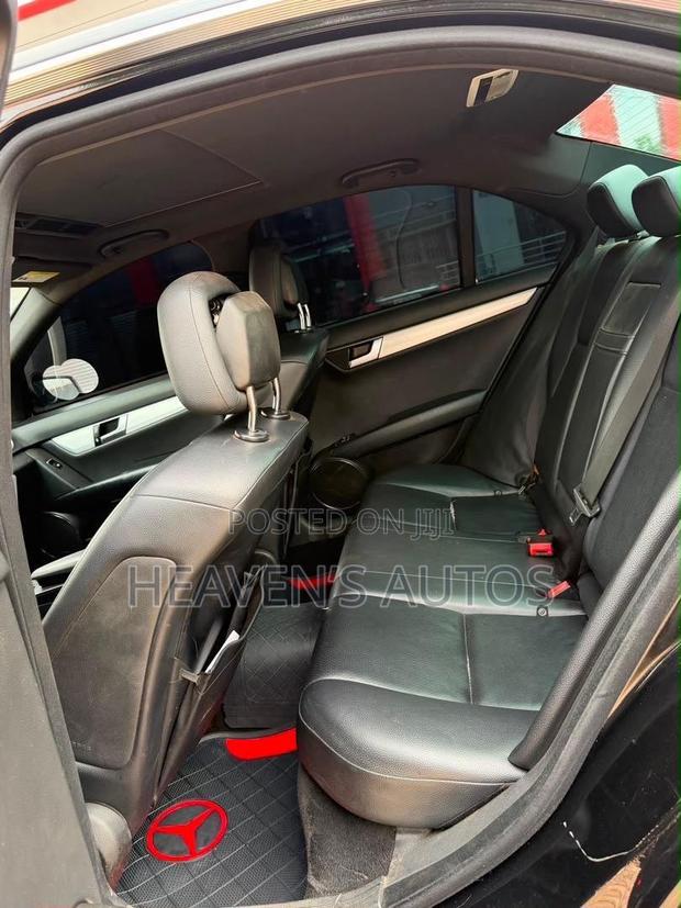 Mercedes-Benz C250 2014 Black