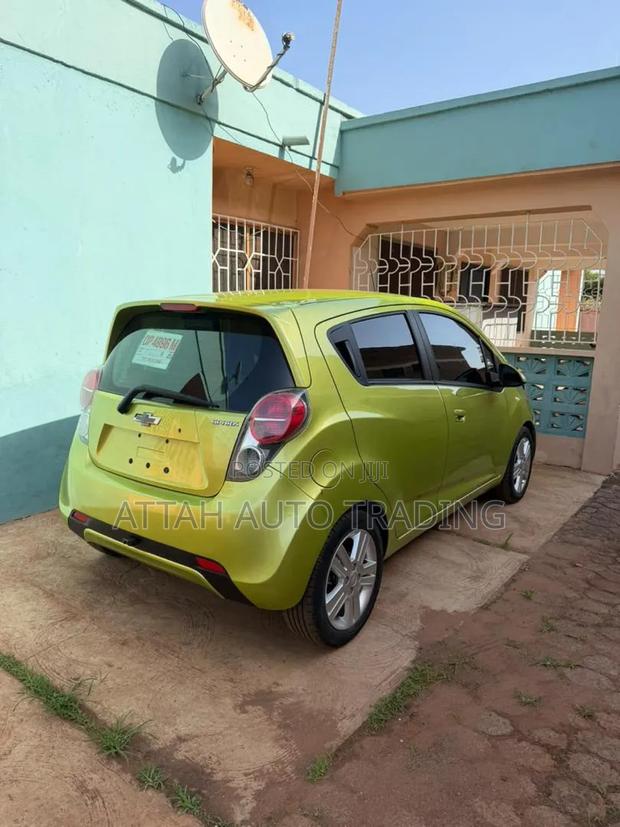 Chevrolet Spark 2015 Green