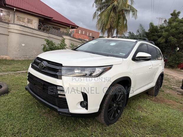 Toyota Highlander 2019 White