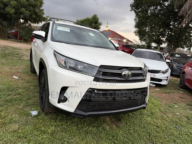 Toyota Highlander 2019 White