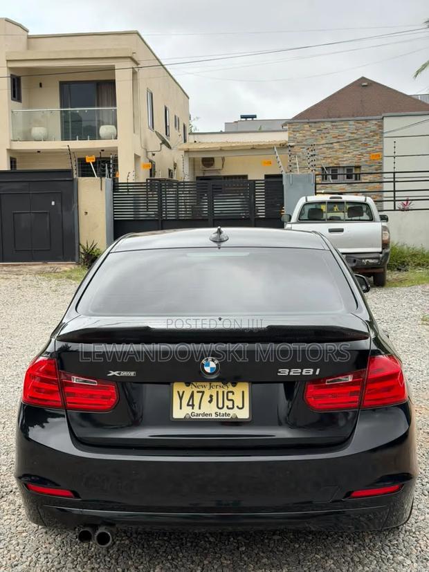 BMW 328i 2015 Black