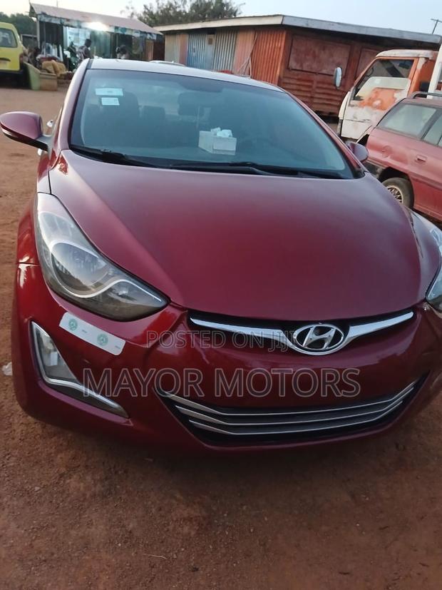 Hyundai Elantra Limited Sedan FWD (1.8L 4cyl 6A) 2013