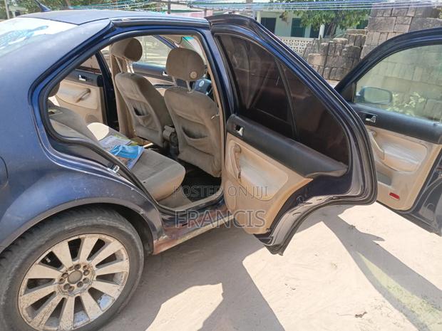 Volkswagen Jetta GL TDI Sedan 2002 Blue