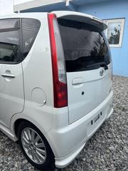 Daihatsu Move 2010 White for sale