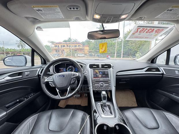 Ford Fusion Titanium AWD 2016 White